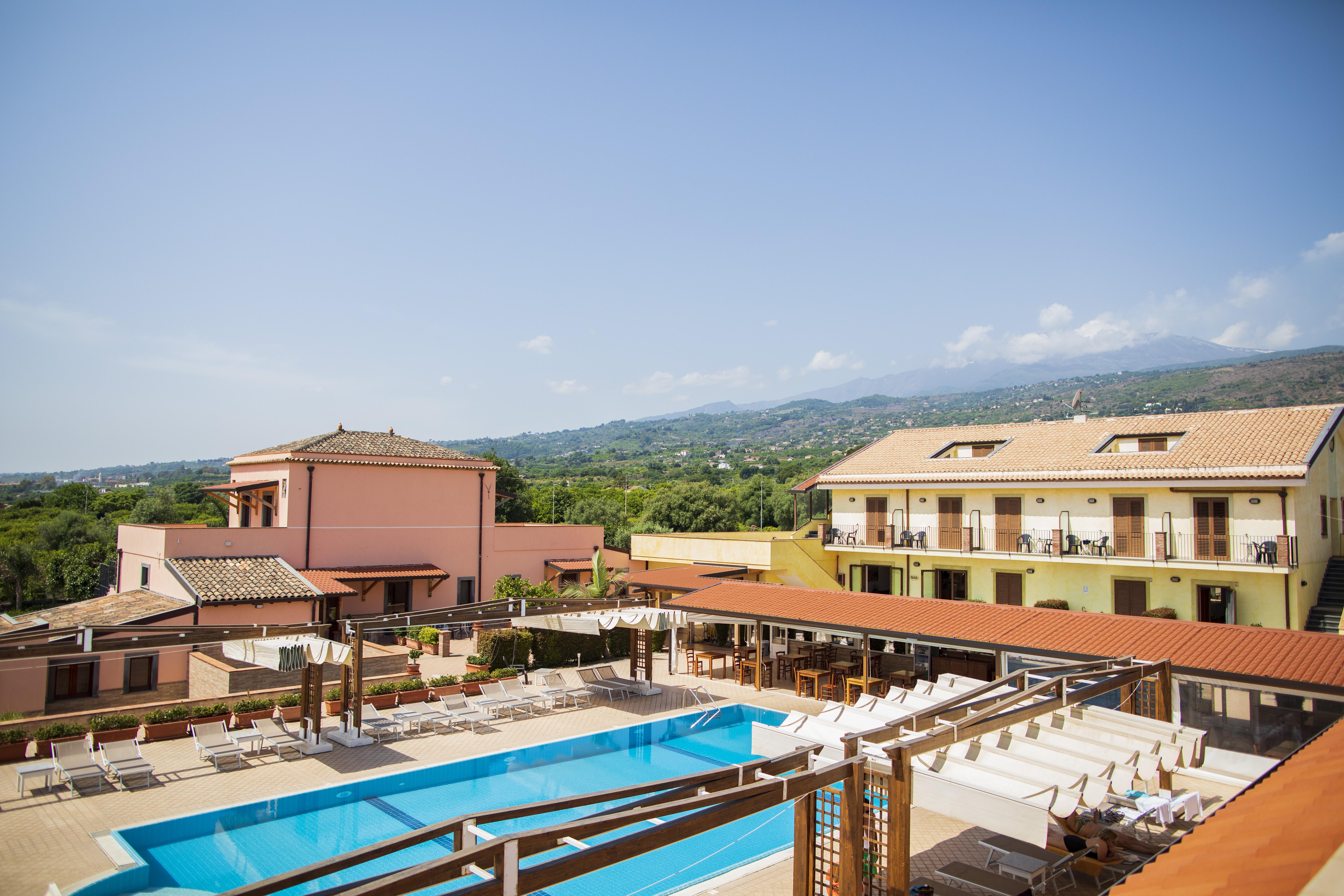 La Terra Dei Sogni Country Hotel Fiumefreddo di Sicilia Exterior photo